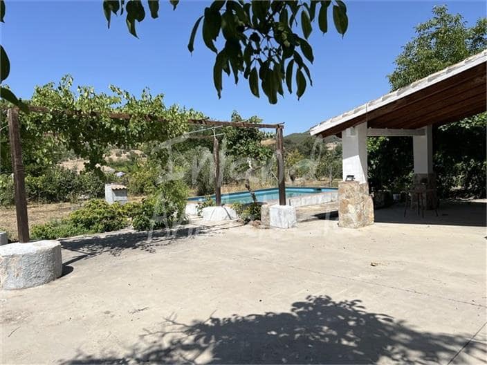 2 soveværelse Villa til salg i Sabariego med swimmingpool garage - € 160.000 (Ref: 9160716)