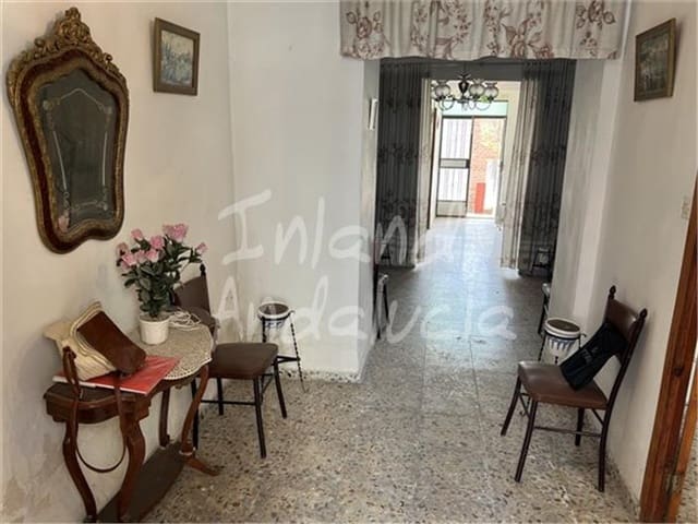 3 slaapkamer Huis te koop in Luque - € 48.000 (Ref: 9165448)