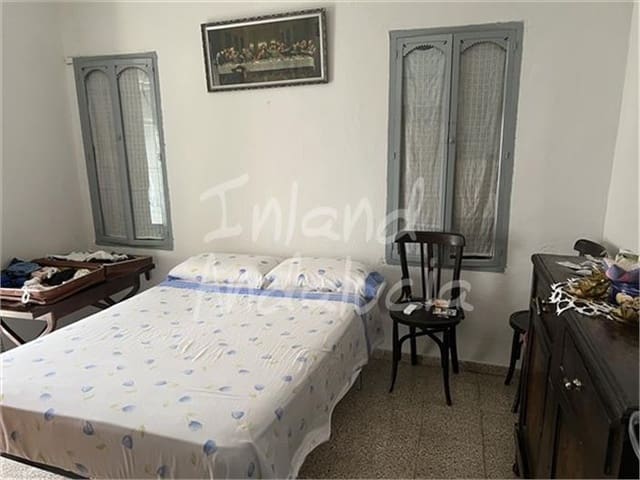 3 soverom Hus til salgs i Alcalá la Real med garasje - € 120 000 (Ref: 9186576)