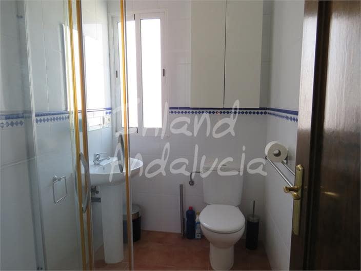 5 soveværelse Byhus til salg i Bobadilla de Alcaudete med garage - € 125.000 (Ref: 9191996)