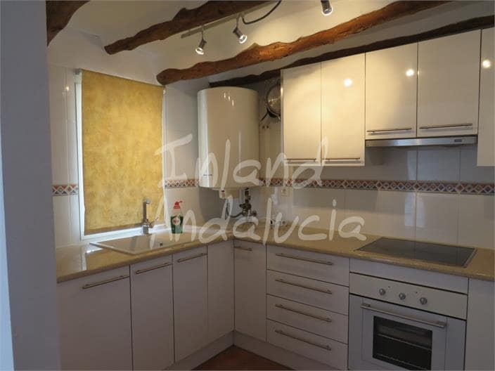 5 soveværelse Byhus til salg i Bobadilla de Alcaudete med garage - € 125.000 (Ref: 9191996)