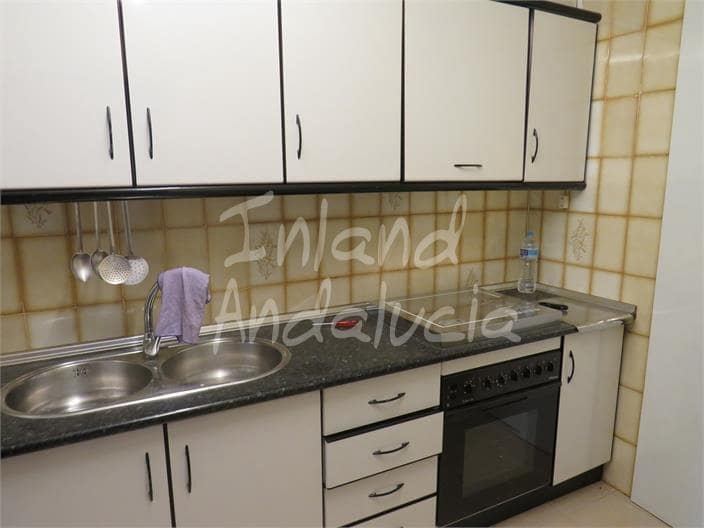 4 soveværelse Byhus til salg i Martos med garage - € 118.000 (Ref: 9193448)