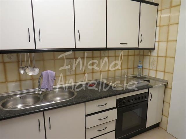 4 sovrum Hus till salu i Martos med garage - 118 000 € (Ref: 9193448)