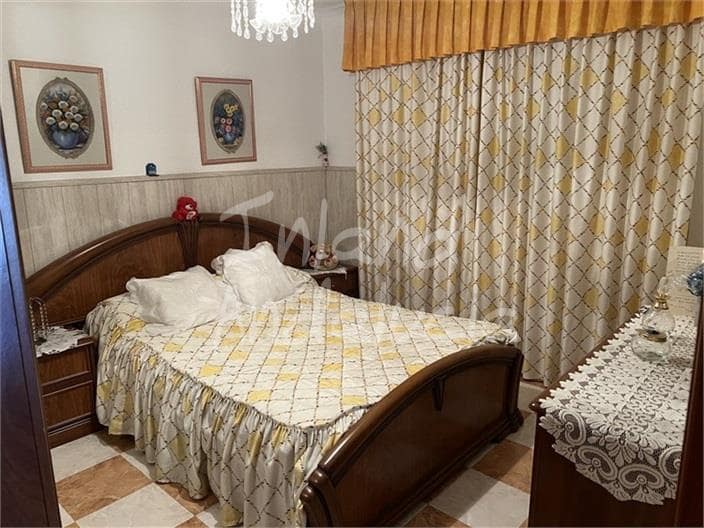 4 sovrum Hus till salu i Alcala la Real med garage - 170 000 € (Ref: 9197422)