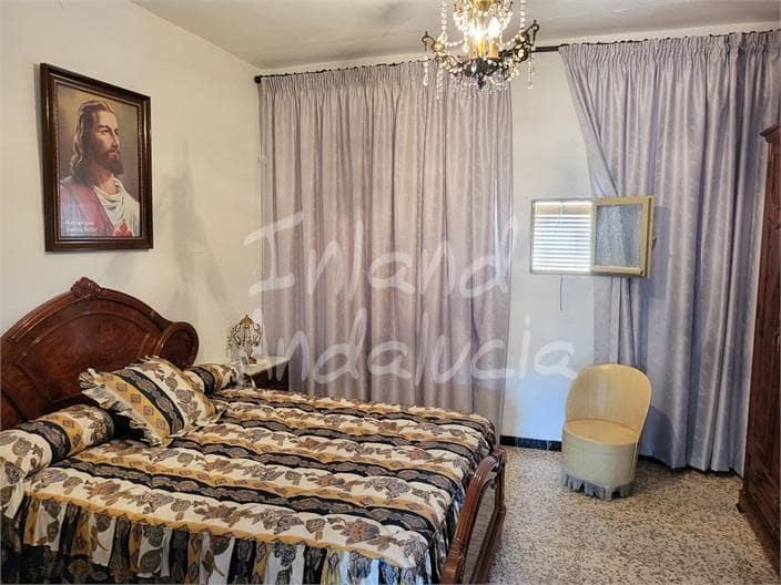 5 chambre Maison de Ville à vendre à Antequera avec garage - 189 950 € (Ref: 9202094)