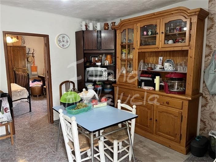 4 slaapkamer Finca/Landhuis te koop in Sabariego met zwembad - € 240.000 (Ref: 9216940)
