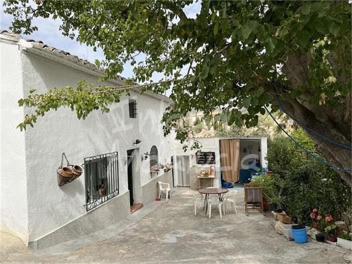 4 slaapkamer Finca/Landhuis te koop in Sabariego met zwembad - € 240.000 (Ref: 9216940)