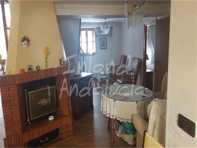 5 soveværelse Byhus til salg i Fuente-Tójar - € 58.000 (Ref: 9235885)