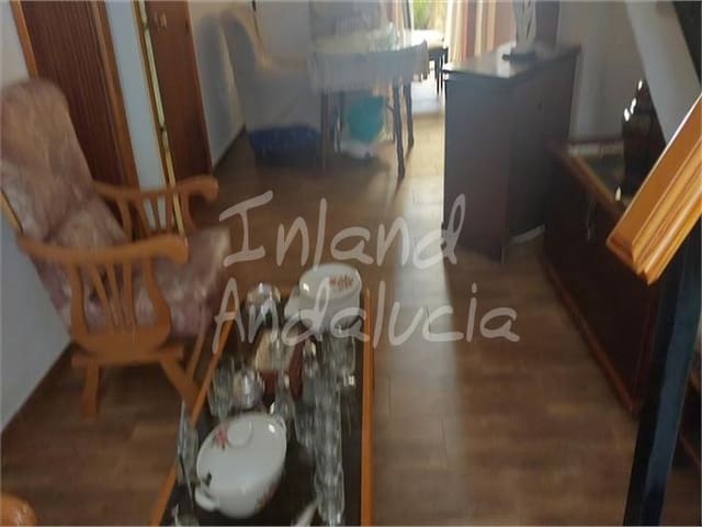 5 soveværelse Byhus til salg i Fuente-Tójar - € 58.000 (Ref: 9235885)