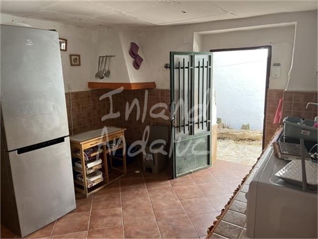 4 soverom Hus til salgs i Alcalá la Real - € 82 000 (Ref: 9242561)