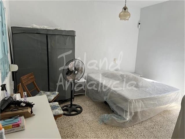 4 soverom Hus til salgs i Alcalá la Real - € 82 000 (Ref: 9242561)