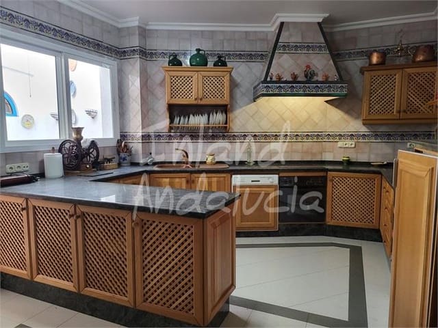 5 soverom Hus til salgs i Encinas Reales med garasje - € 375 000 (Ref: 9246244)