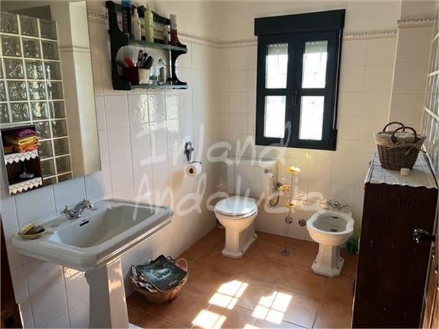 5 slaapkamer Finca/Landhuis te koop in Cabra met zwembad garage - € 430.000 (Ref: 9262105)