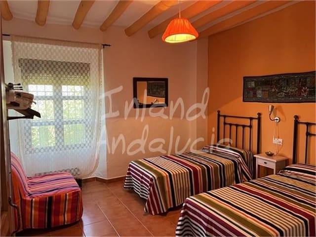 5 slaapkamer Finca/Landhuis te koop in Cabra met zwembad garage - € 430.000 (Ref: 9262105)