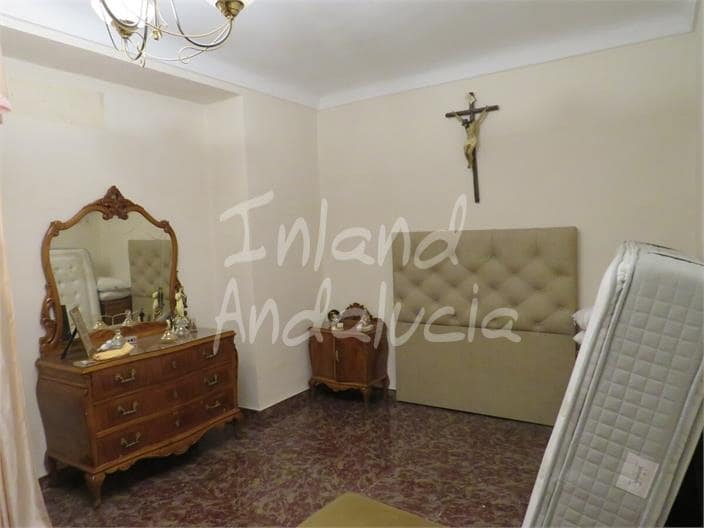 4 sovrum Hus till salu i Martos med garage - 78 000 € (Ref: 9269061)