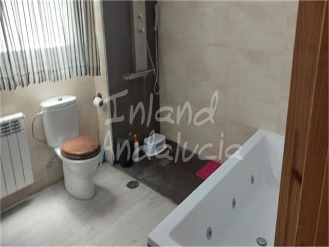 3 soveværelse Byhus til salg i Charilla, Alcalá la Real med garage - € 160.000 (Ref: 9271982)