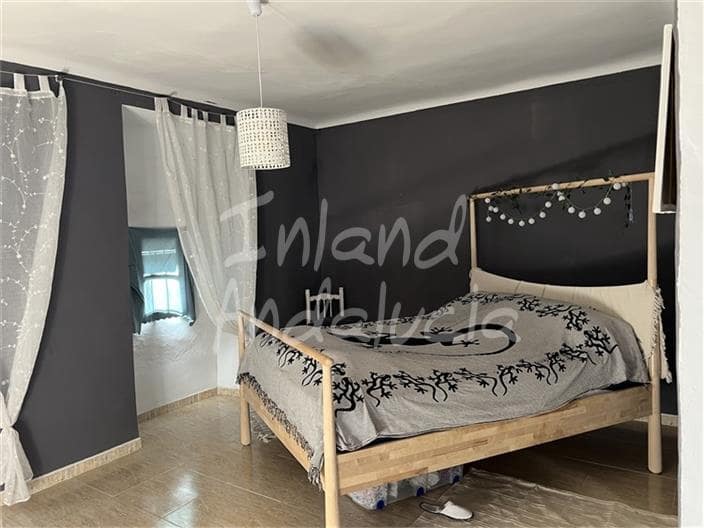 3 slaapkamer Huis te koop in Luque - € 73.000 (Ref: 9283975)