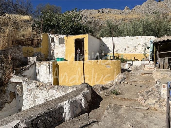 3 slaapkamer Huis te koop in Luque - € 73.000 (Ref: 9283975)