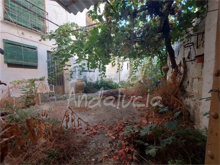 5 slaapkamer Huis te koop in Alcala la Real - € 43.000 (Ref: 9294110)