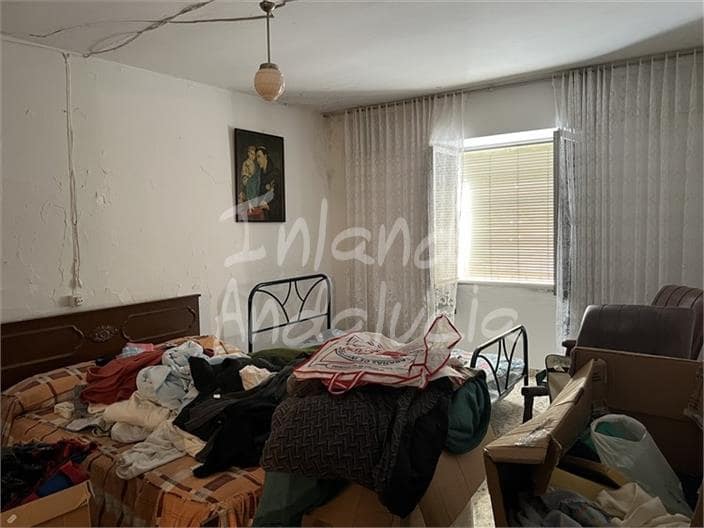 4 soveværelse Byhus til salg i Alcala la Real med garage - € 85.000 (Ref: 9296533)