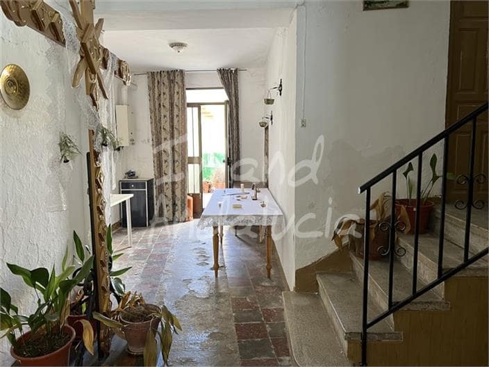 4 soveværelse Byhus til salg i Alcala la Real med garage - € 85.000 (Ref: 9296533)