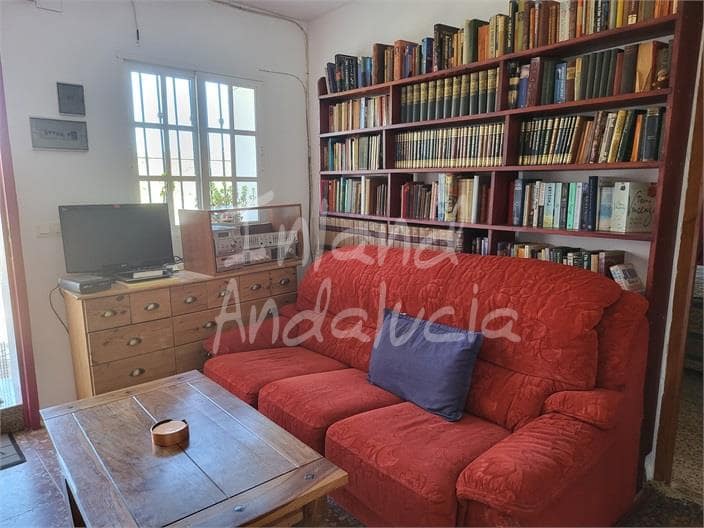 4 soveværelse Finca/Landehus til salg i Antequera - € 138.000 (Ref: 9296534)