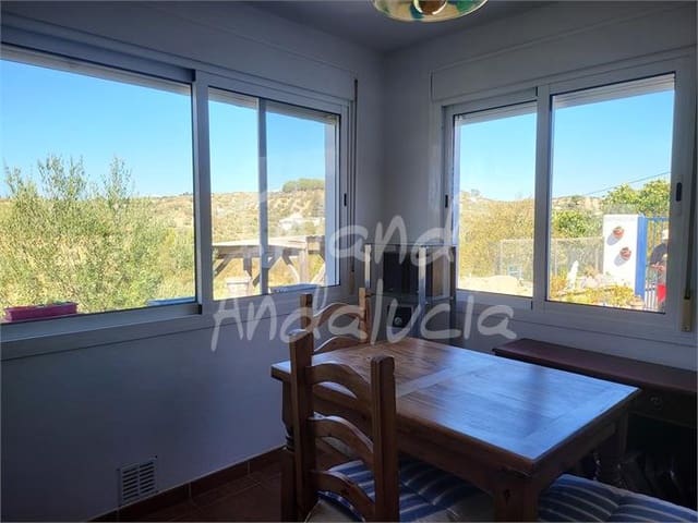 4 slaapkamer Finca/Landhuis te koop in Antequera - € 138.000 (Ref: 9296534)