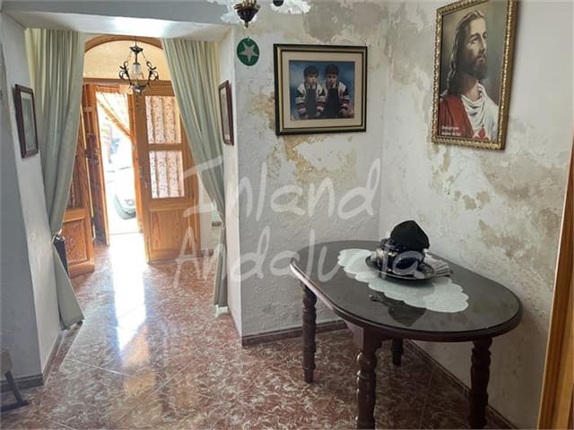 5 bedroom Townhouse for sale in Luque - € 68,000 (Ref: 9300334)