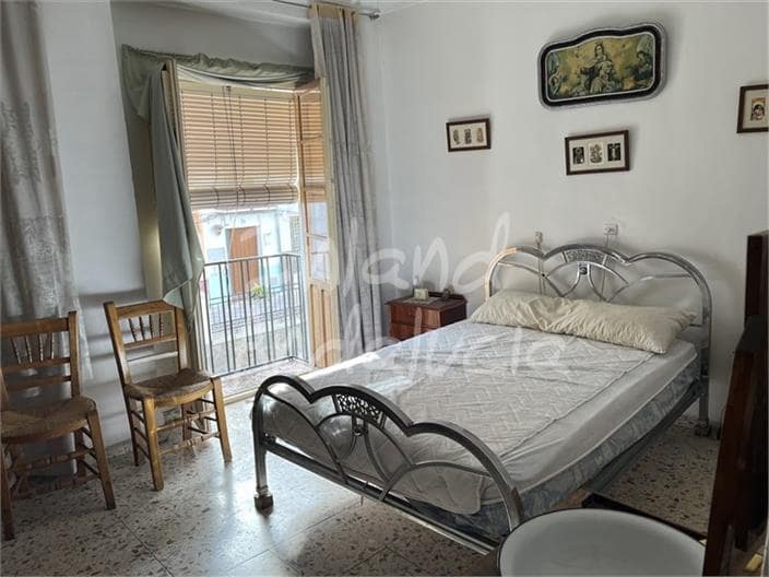 6 sypialnia Dom na sprzedaż w Luque z garażem - 108 000 € (Ref: 9302913)