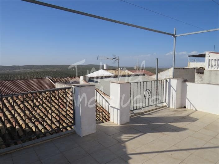 3 soverom Hus til salgs i Bobadilla de Alcaudete med garasje - € 78 000 (Ref: 9312190)