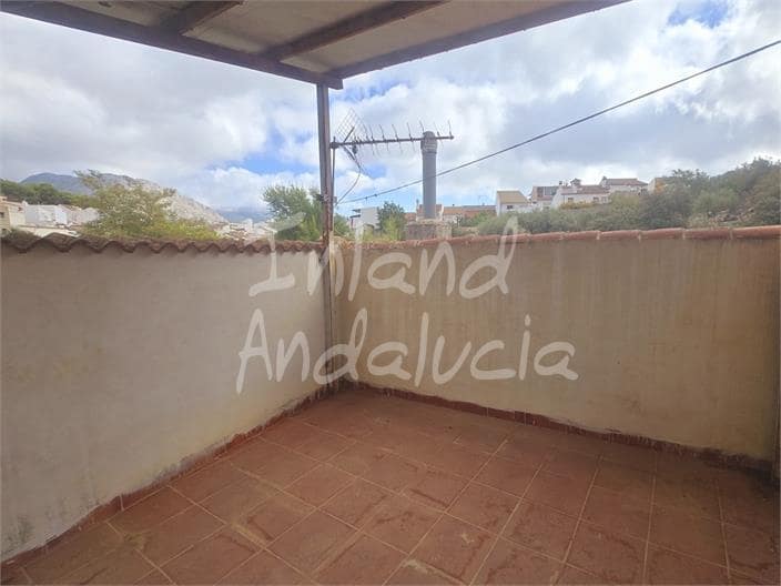 4 soveværelse Byhus til salg i Alfarnate - € 130.000 (Ref: 9317047)