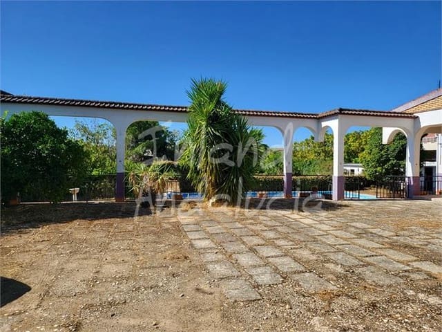 3 soverom Villa til salgs i Posadas med svømmebasseng garasje - € 175 000 (Ref: 9317048)