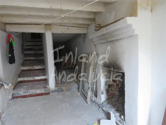 5 makuuhuone Omakotitalo myytävänä paikassa Martos - 85 000 € (Ref: 9334258)