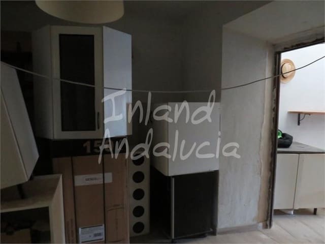 5 makuuhuone Omakotitalo myytävänä paikassa Martos - 85 000 € (Ref: 9334258)