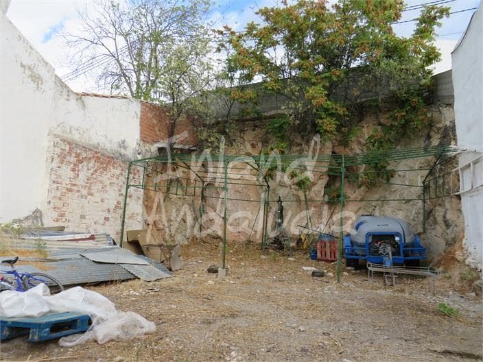 Tontti myytävänä paikassa Bobadilla de Alcaudete - 28 000 € (Ref: 9337351)