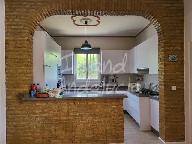 4 chambre Villa/Maison à vendre à La Puebla de Cazalla avec piscine garage - 249 950 € (Ref: 9337352)
