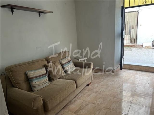 3 soveværelse Byhus til salg i Luque med garage - € 58.000 (Ref: 9337353)