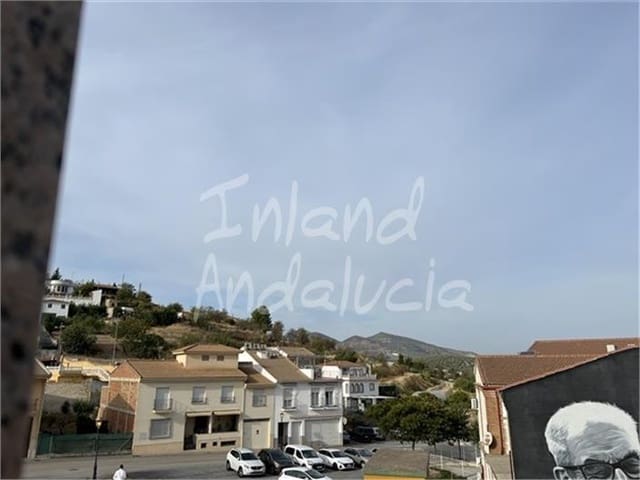 3 soveværelse Byhus til salg i Castillo de Locubín med garage - € 57.000 (Ref: 9340440)