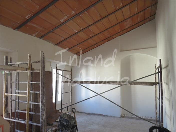 10 soveværelse Byhus til salg i Martos med swimmingpool - € 79.000 (Ref: 9340441)