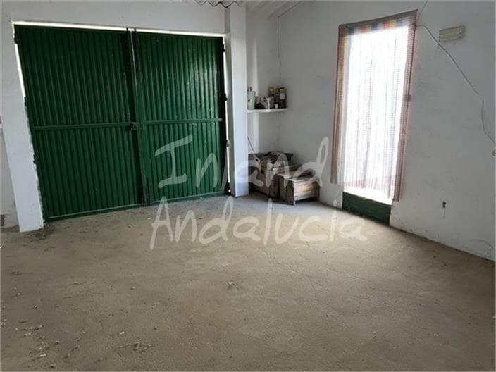 6 soveværelse Byhus til salg i Rute med garage - € 80.000 (Ref: 9346654)