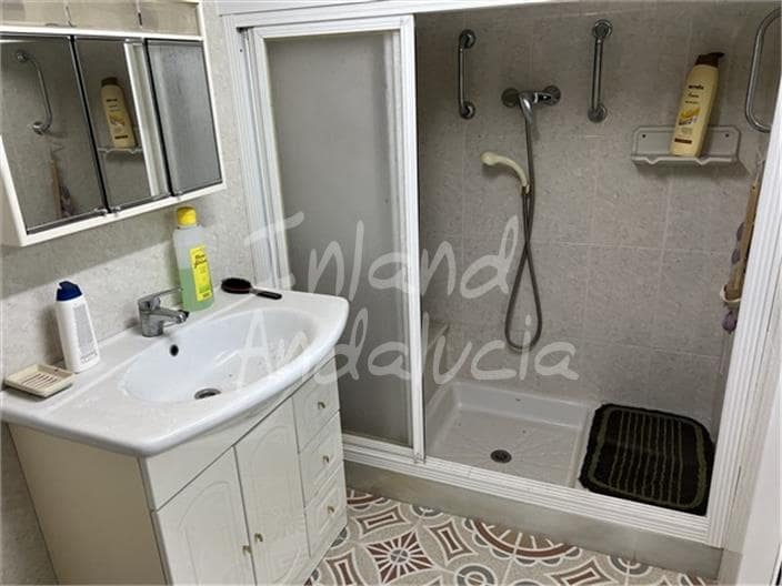 6 soveværelse Byhus til salg i Rute med garage - € 80.000 (Ref: 9346654)