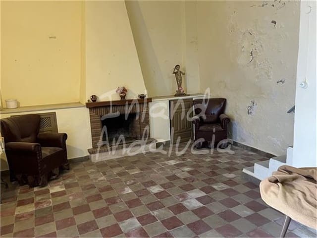 6 soveværelse Byhus til salg i Rute med garage - € 80.000 (Ref: 9346654)