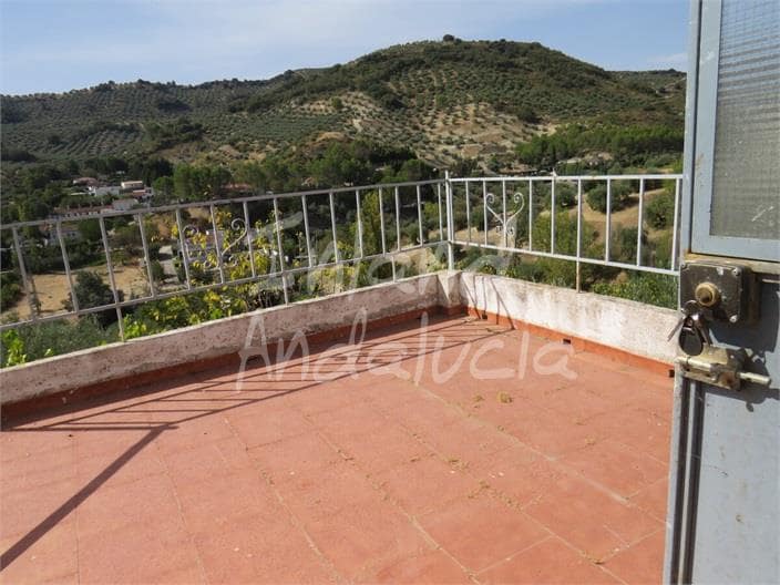 3 slaapkamer Finca/Landhuis te koop in Martos met garage - € 90.000 (Ref: 9348854)