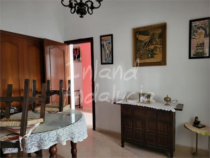 5 soveværelse Byhus til salg i Aguadulce med garage - € 185.000 (Ref: 9348858)