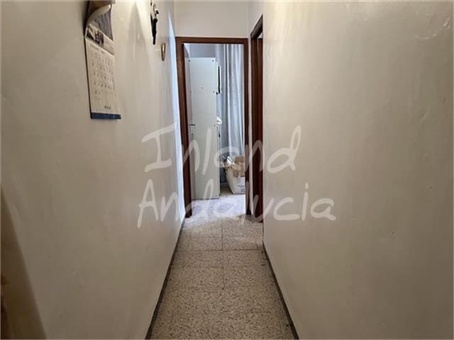 4 soverom Hus til salgs i Rute med garasje - € 73 000 (Ref: 9366792)