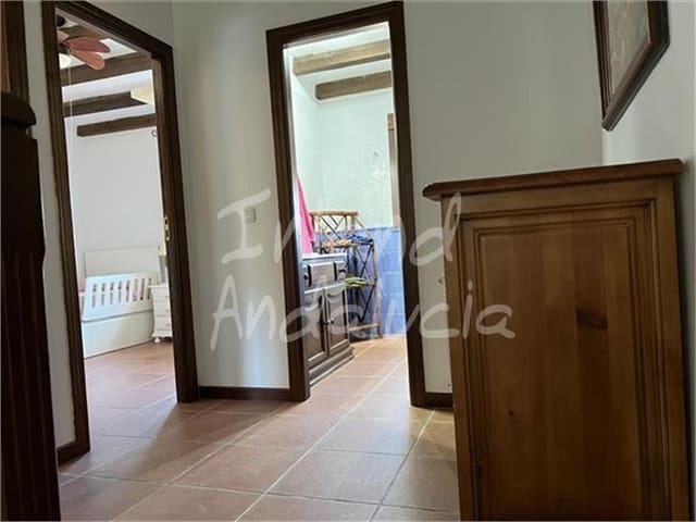 3 slaapkamer Huis te koop in Luque met zwembad garage - € 185.000 (Ref: 9371548)