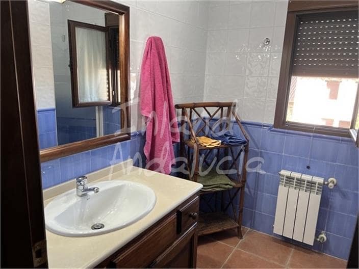 3 slaapkamer Huis te koop in Luque met zwembad garage - € 185.000 (Ref: 9371548)