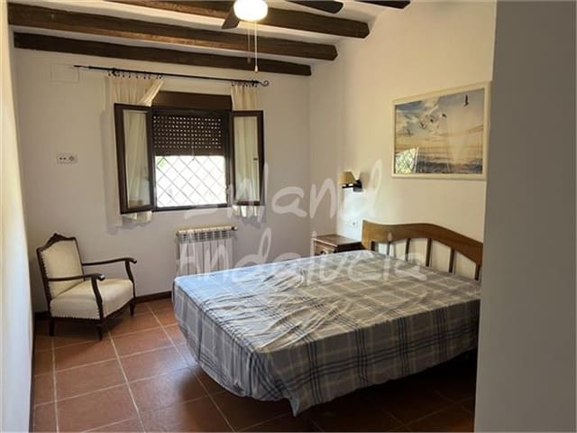 3 slaapkamer Huis te koop in Luque met zwembad garage - € 185.000 (Ref: 9371548)