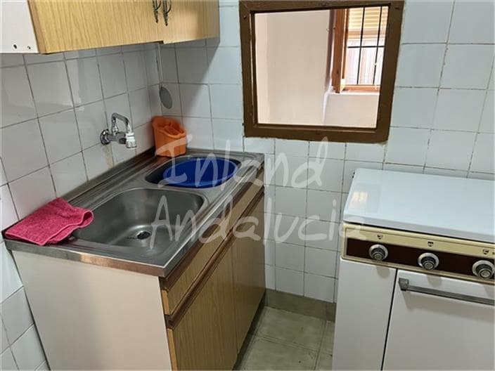 3 bedroom Townhouse for sale in Priego de Cordoba with garage - € 43,000 (Ref: 9374743)