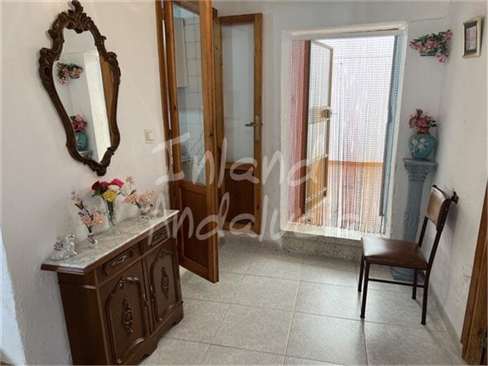 3 bedroom Townhouse for sale in Priego de Cordoba with garage - € 43,000 (Ref: 9374743)